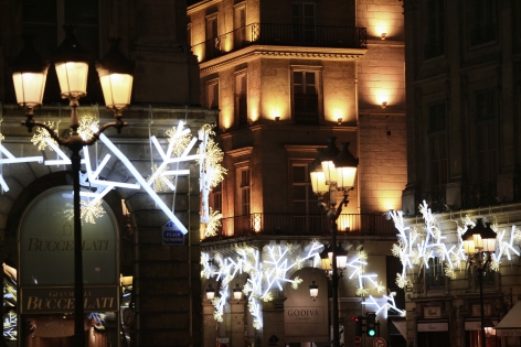  Paris, place Vendome Christmas decorations. Novembre 2011.
